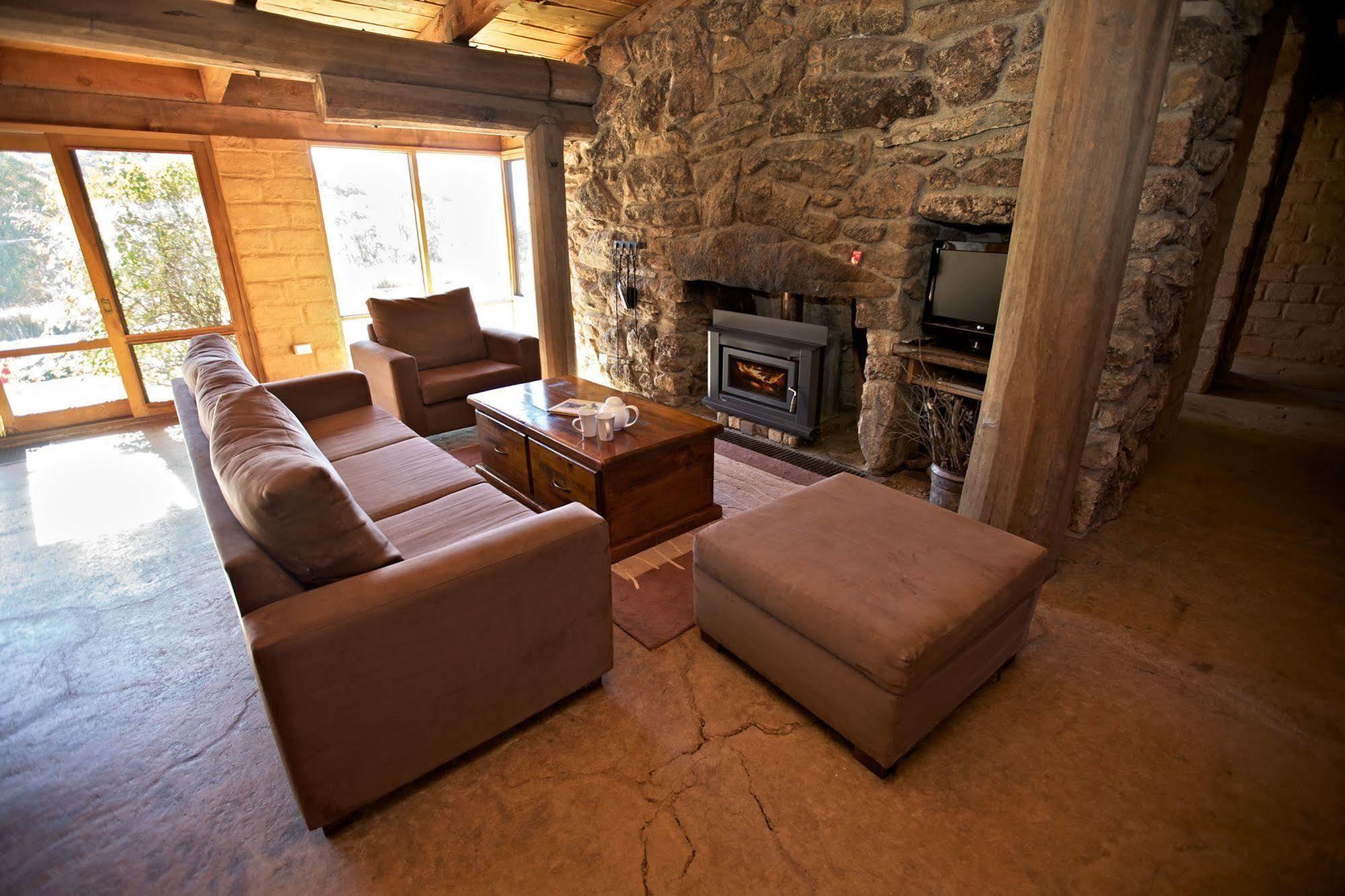 Snowy Wilderness Villa Ingebyra Luaran gambar